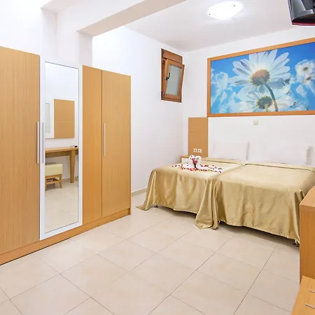 Horizon Line Kiotari