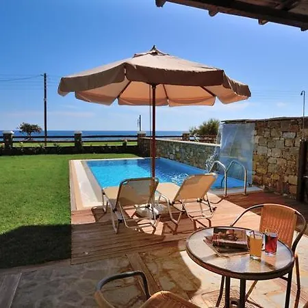 Horizon Line Villa *