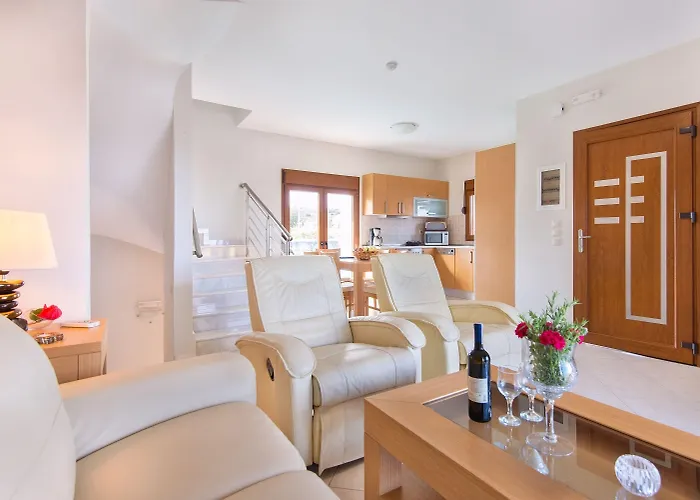 Villa Horizon Line Kiotári