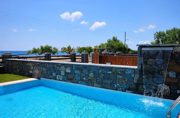 Horizon Line Villa Kiotári