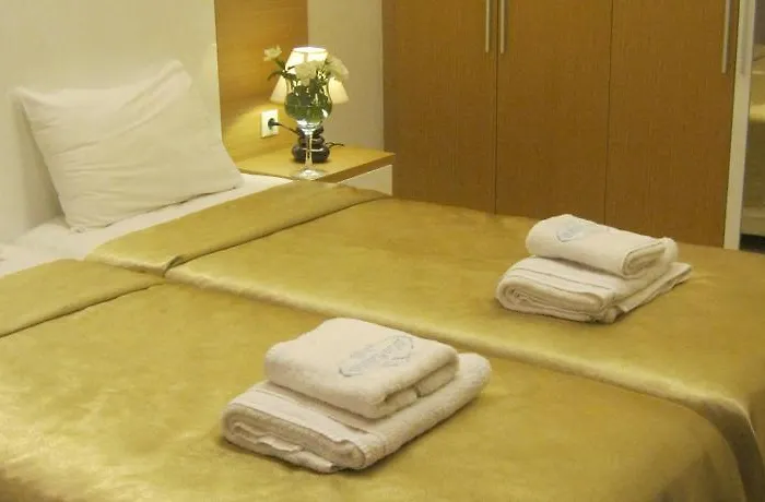 Horizon Line Villa Kiotári