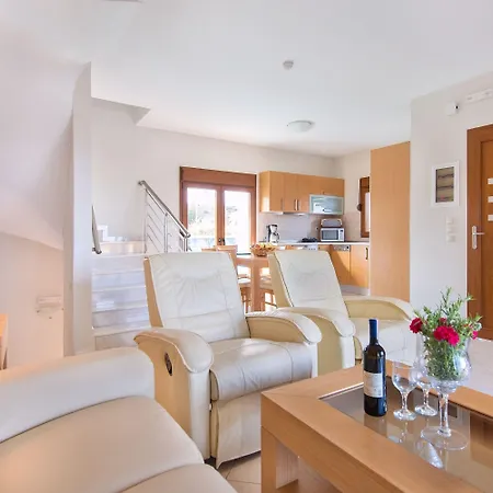 Villa Horizon Line Kiotari