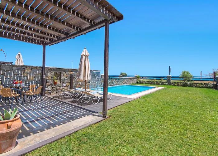 Horizon Line Villa Kiotari