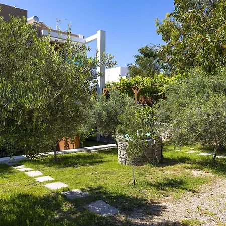 Horizon Line Villa