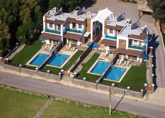 Villa Horizon Line *